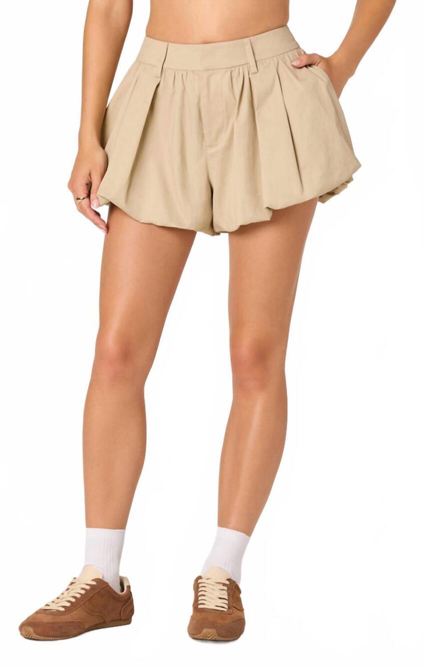 NEW ASTR margeen shorts in khaki